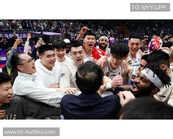 半场只丢38分！首钢男篮的防守终于让铁帅满意了！